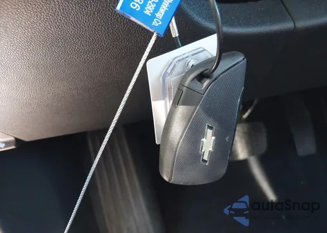 2025 Chevrolet Equinox Lt from USA, damaged, VIN 3GNAXPEG2SL309738